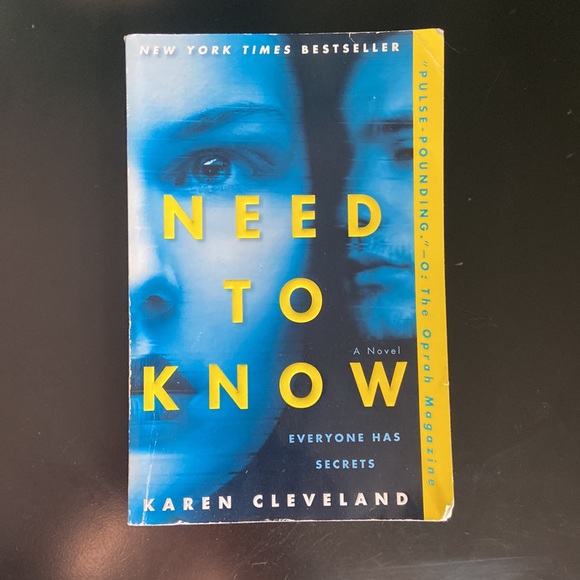 📚 Four Mystery/Thriller Reads 📚 - Picture 2 of 9